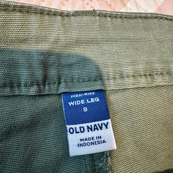 Old Navy High Rise Olive Chinos for Women - Picture 3 of 5